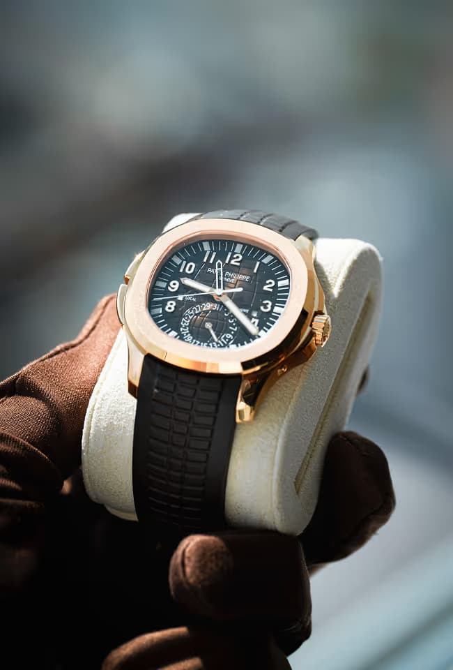 All watches, curated selection
